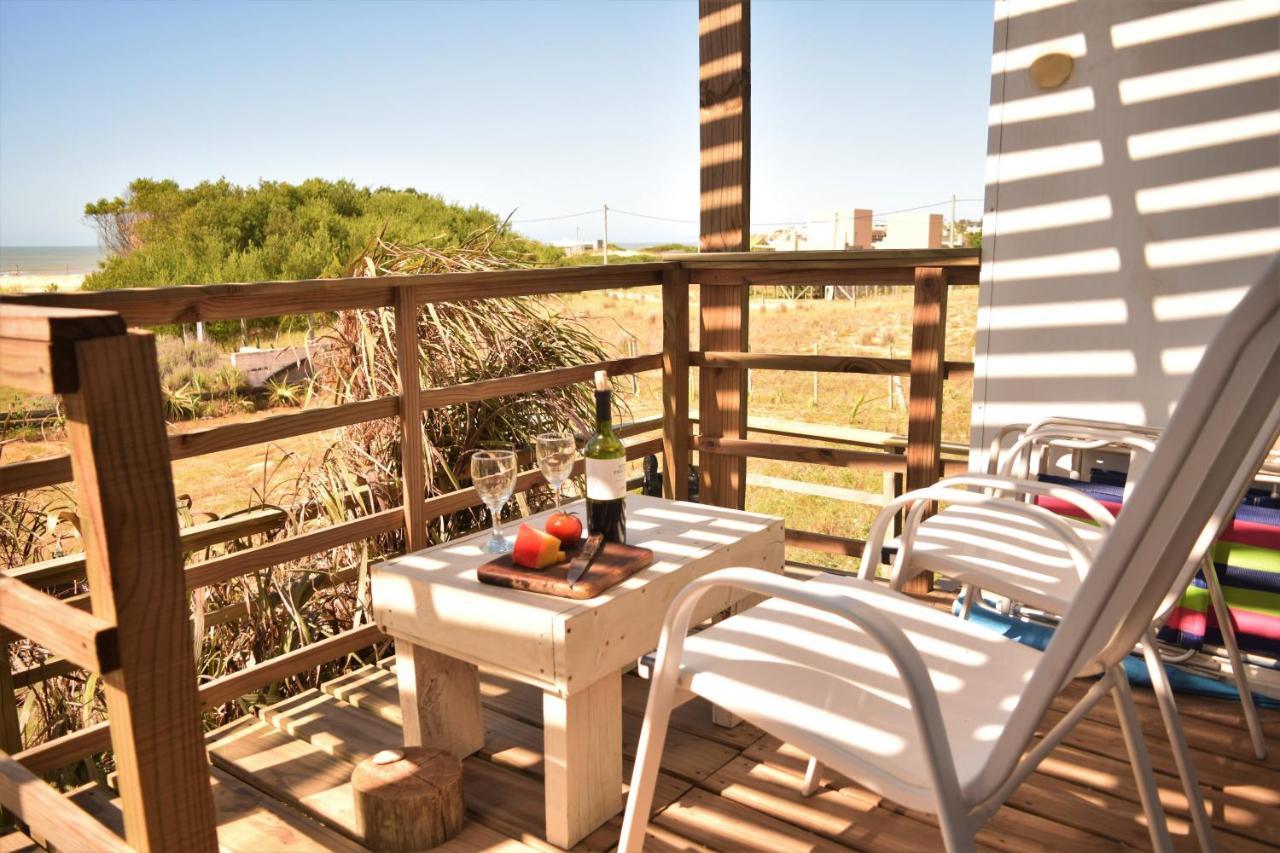 El Palafito Aparthotel La Pedrera Exteriör bild